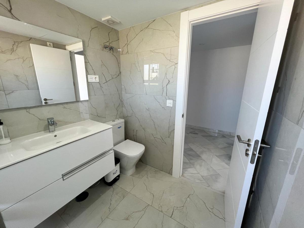 Luxury Three Bedroom Apartment At Estepona Eksteriør billede